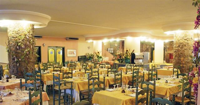 TORRE_MORESCA_E - RISTORANTE 1 -TM-.jpg