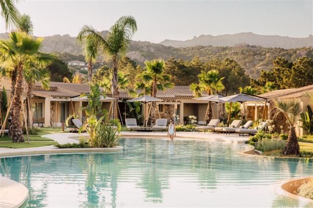 SARDH_Laguna Pool 3.jpg