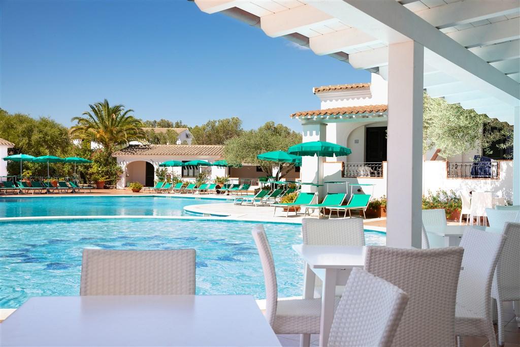 Pool close Family Classic.jpg