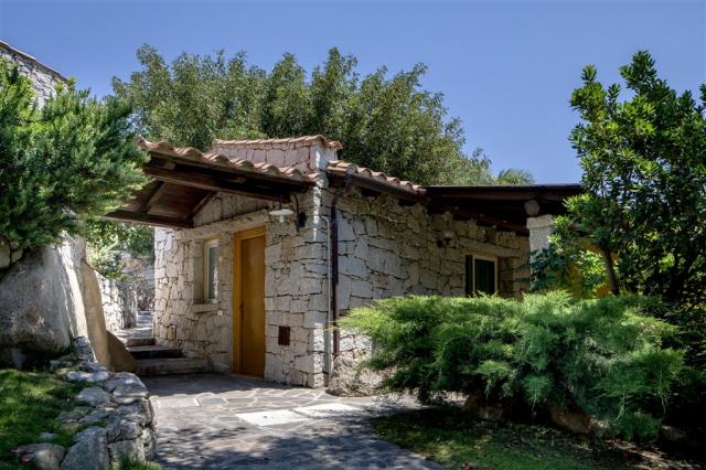 Garden- Borgo Porto Giunco.3.jpg