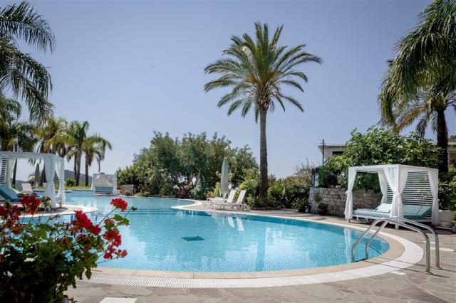Baia delle Palme pool.5.jpg