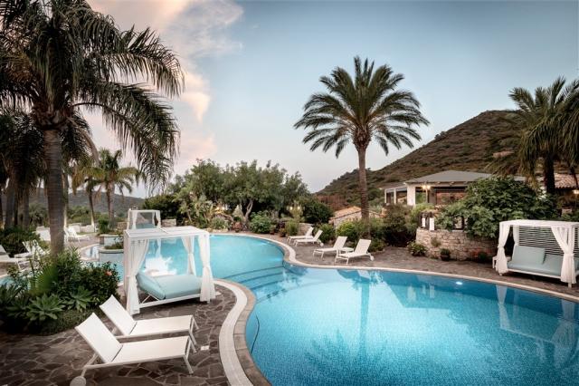 Baia delle Palme pool.7.jpg