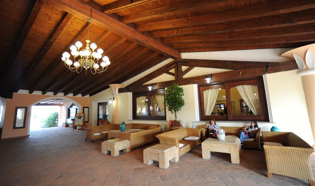 CLUB HOTEL BAIA DEI PINI - hala.jpg