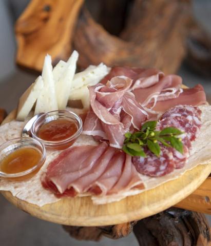hotel-rurale-orti-di-nora-colazione-pranzo-5713-1-q4wgd73uh8uh5