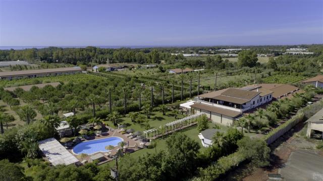 hotel-rurale-orti-di-nora-esterni-piscina-0036-2.jpg