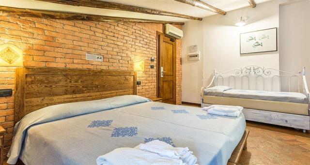 albergo-santa-maria-santa-maria-navarrese-camera-211.jpg