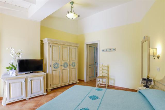 Comfort room 1.jpg