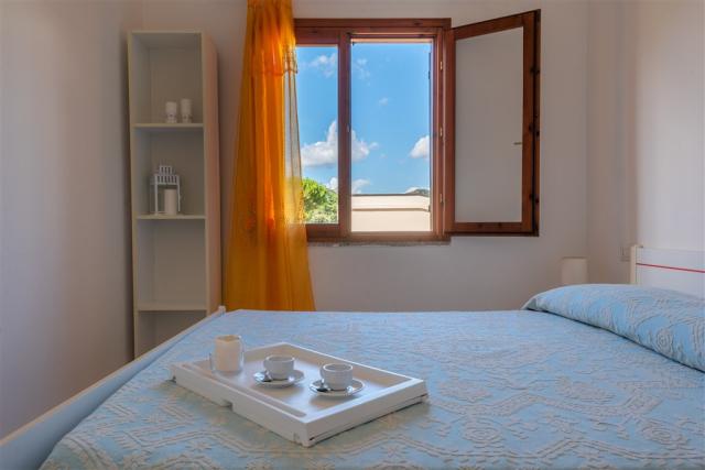 Trilo 5 Bedroom 1.jpg