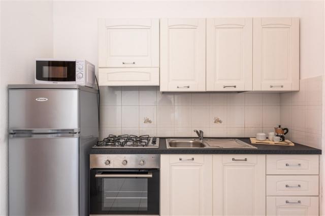 Trilo 4 Kitchen.jpg