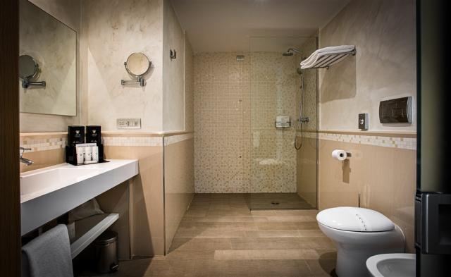 Family Junior suite (6).jpg