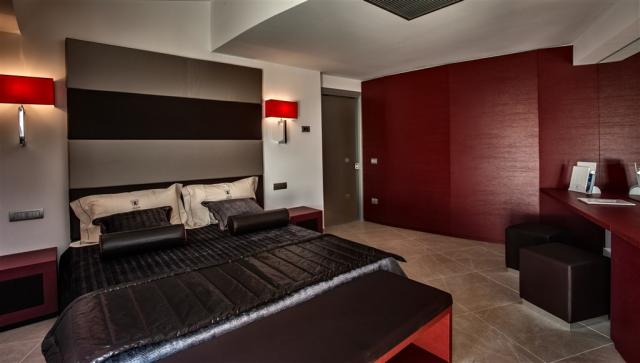 GRAND HOTEL MA&MA_CORNER SUITE.jpg