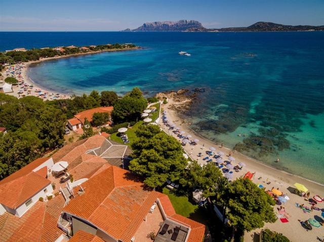 Panoramic-Front-Tavolara.jpg