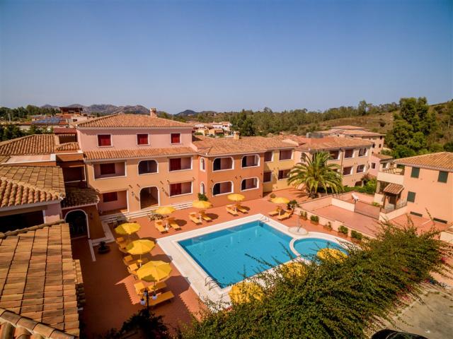 RESIDENCE 1.jpg