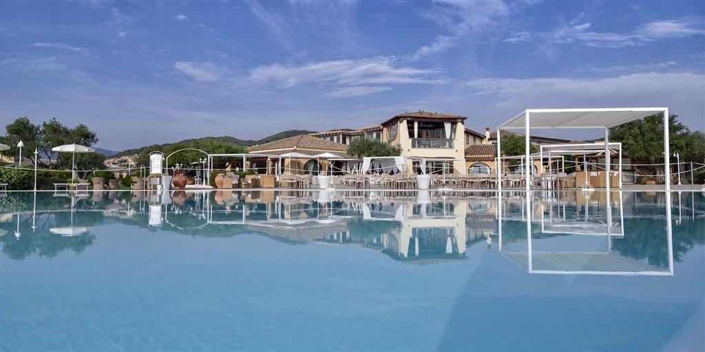 hotel-baia-del-porto-ottiolu-budoni-sardegna2.jpg