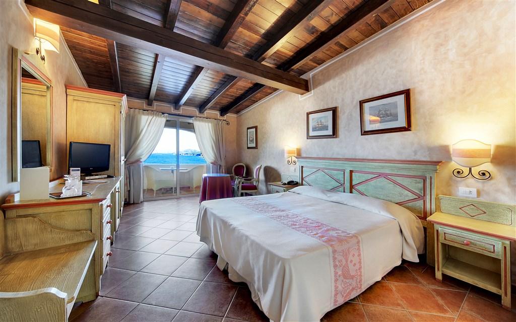 COLONNA_RESORT_pokoj_standard_s_vyhledem_na_more1.jpg