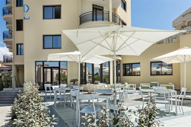 Rina restaurace + bar 5.jpg