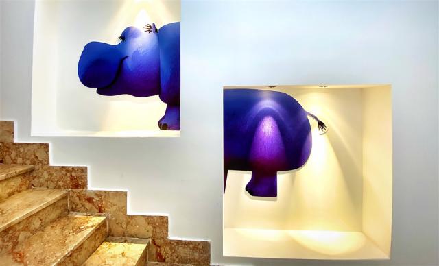 gruppo-felix-hotels-grandi-magazzini-nuoro-ambienti-scale-nicch
