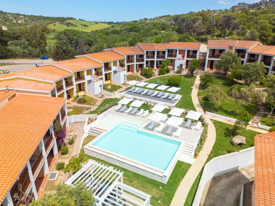 Felix Hotels_Costa Serena_Piscina (2).jpg