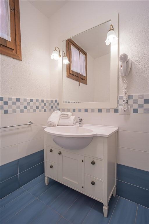 Felix Hotels_Costa Serena_Bagno (1)1.jpg