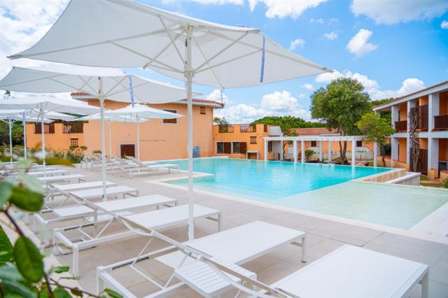 Felix Hotels_Costa Serena_Piscina (1).jpg