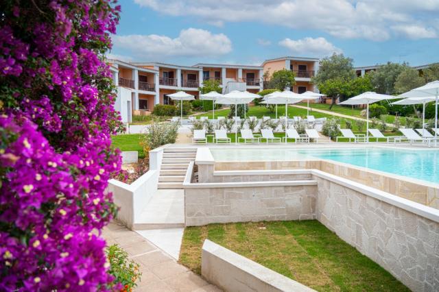 Felix Hotels_Costa Serena_Piscina (4).jpg