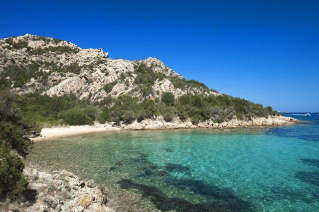 hotel-capo-d-orso-gallery-mare-cala-selvaggia-palau.jpg