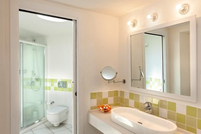MARE_PINETA_bagno.jpg