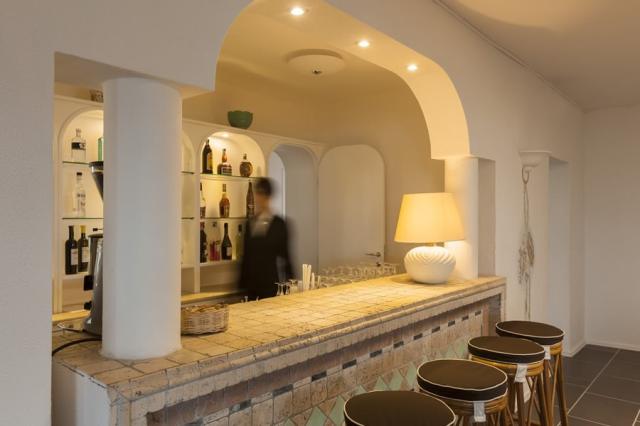 MARE_PINETA_bar-1.jpg