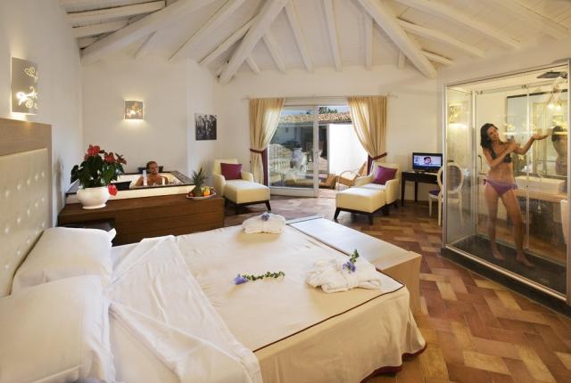 VILLAS RESORT_SUITE.jpg