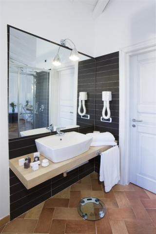 VILLAS_RESORT_bagno (1).jpg
