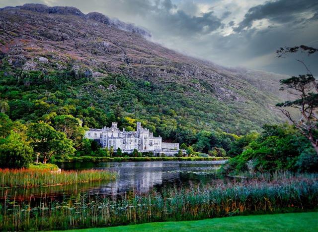 kylemore-abbey-6187867_1920