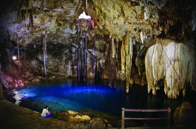 cenote-280266_1920