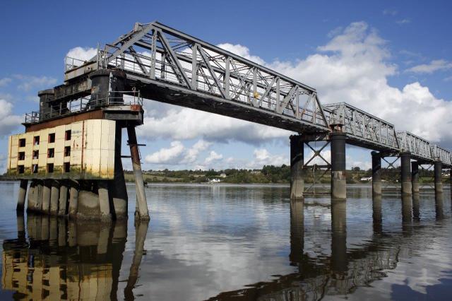 bridge-2057685_1920