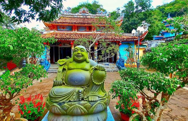 Krásy Vietnamu luxusně a relax na pláži, malá skupina
