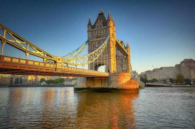 bridge-6783829_1920