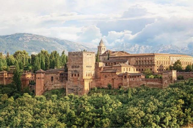 Jarní prázdniny v Andalusii letecky z Brna