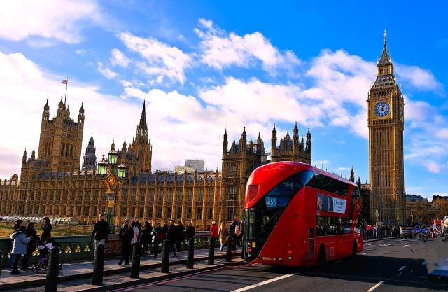 Jarní prázdniny v Londýně letecky z Brna