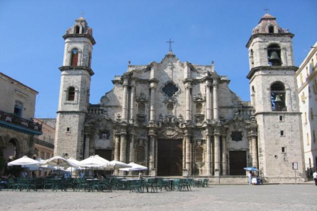 Plaza Vieja, Havana