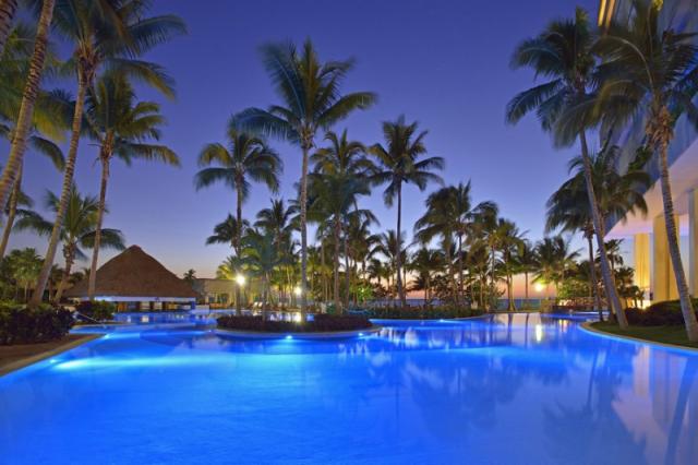 Quinta Avenida / Memories Caribe