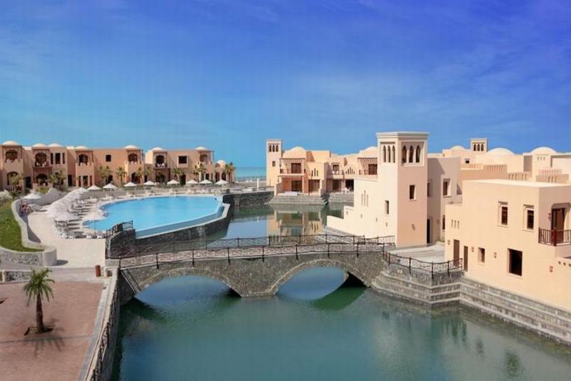 Elite Byblos Hotel 5* (   Strava Dle Programu  ) + The Cove Rotana Resort 5* (Strava Dle Programu)