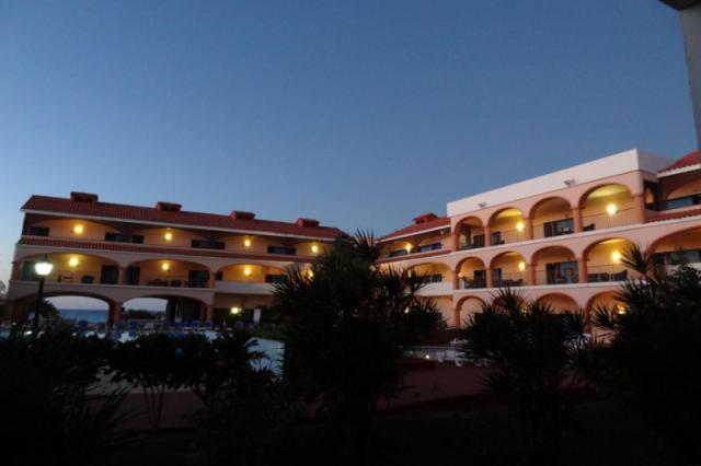 Dos Mares