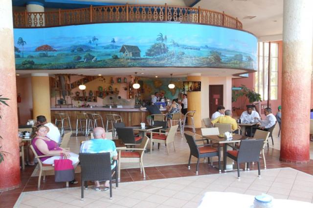Lobby Bar