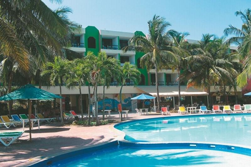 Club Tropical