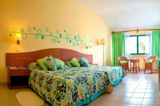 Kombinace - Iberostar Mojito, Cayo Coco, Hotel Melia Habana, Havana