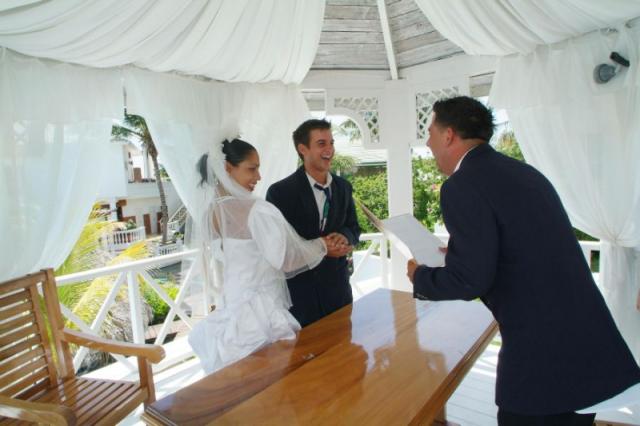 Memories Caribe Beach Resort