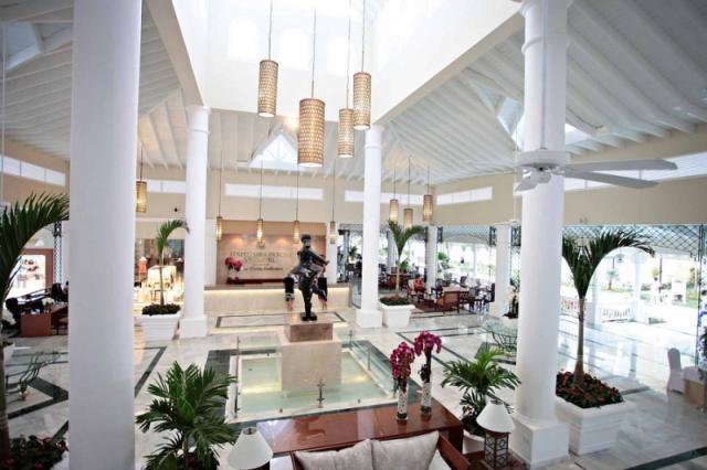 Luxury Bahia Principe Bouganville