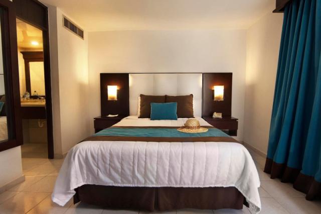 Viva Wyndham Dominicus Beach