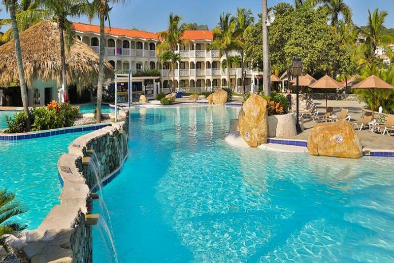 Lifestyle Tropical Beach Resort