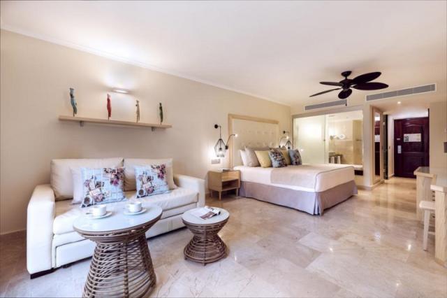 Grand Palladium Palace Resort Spa & Casino