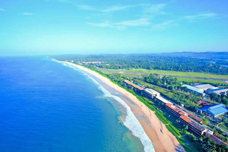 The Long Beach Resort